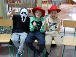 b_1024_768_0_00_images_2023_2024_Swietlica_Bajkowe_Swieto_402220214_805314571396493_8462673554407613959_n